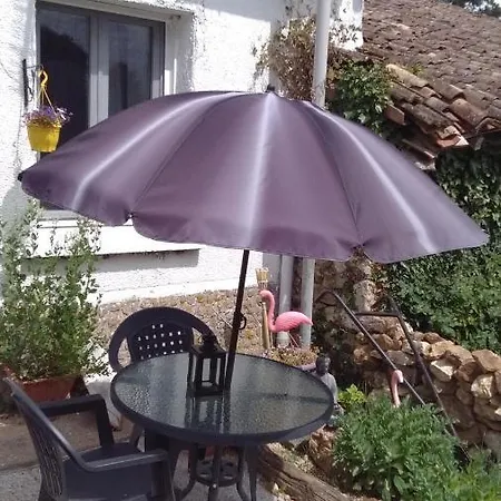 Bed & Breakfast White House